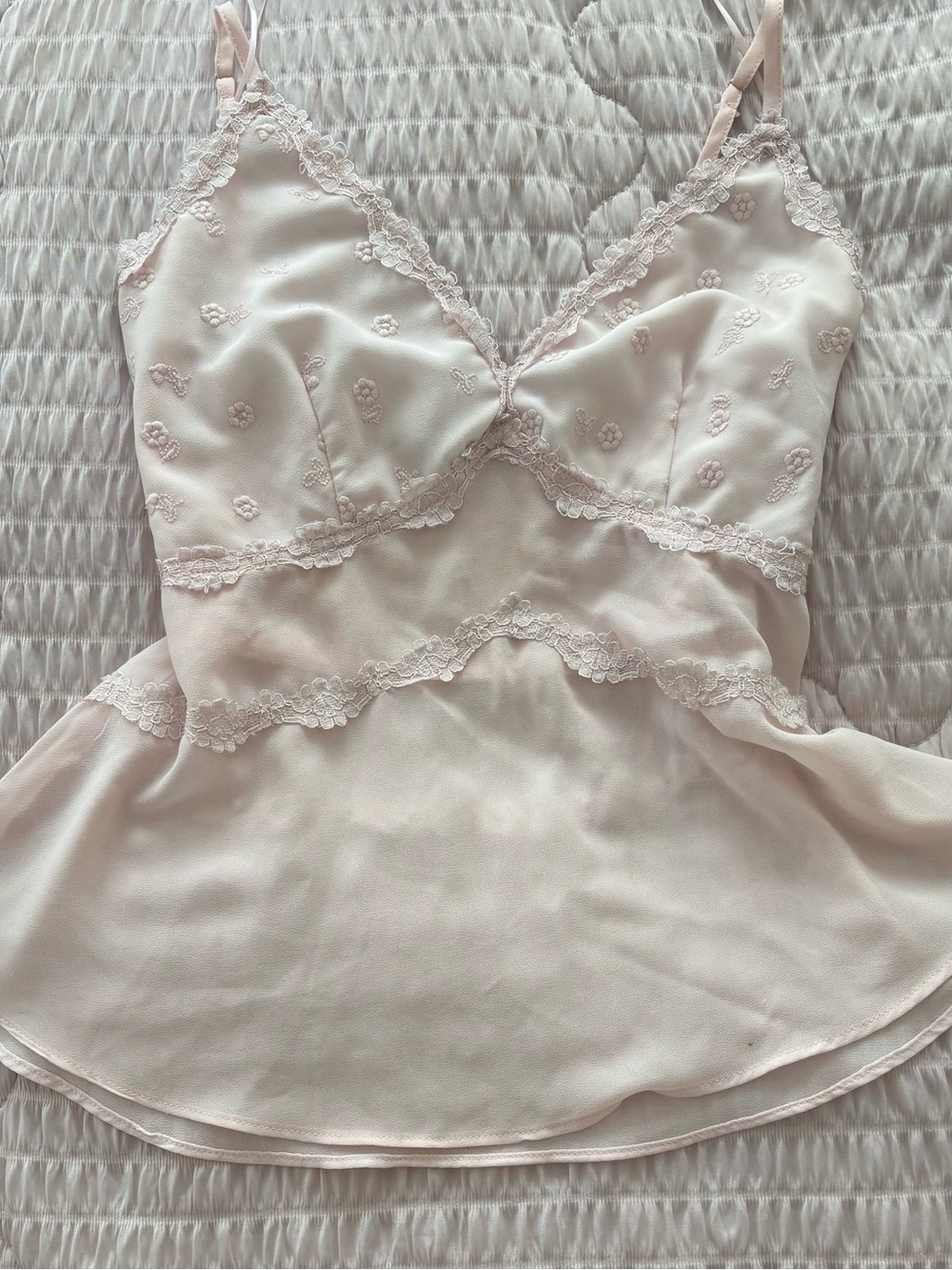 Francesca's Collections Light Pink Lace Trim Floral Tank
